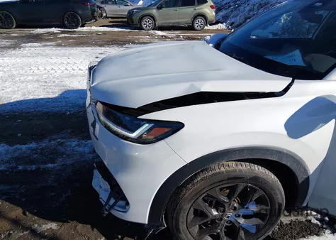 2024 Honda Hr-V Awd Sport/Awd Sport W/O Bsi z USA, uszkodzony, nr VIN 3CZRZ2H59RM738425